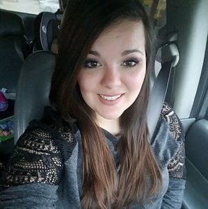 Meet your Posher, Meaghan